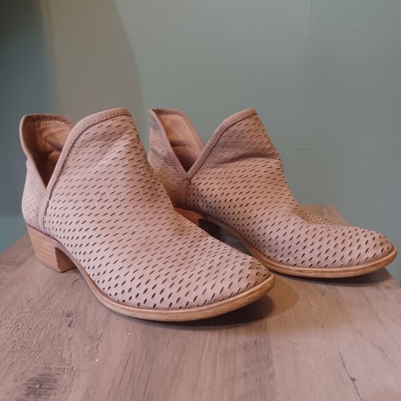 LUCKY BRAND Baley Ankle Boots Tan 7.5 - Picture 6 of 13